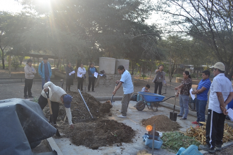 TALLER DE HORTICULTURA ORGÁNICA - TÚCUME
ORGANIC HORTICULTURE WORKSHOP - TÚCUME
