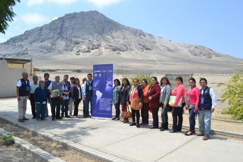 POBLACIÓN DE LA CAMPIÑA DE MOCHE SE COMPROMETIÓ FORMALMENTE A CUIDAR SU PATRIMONIO CULTURAL Y NATURAL
DE MOCHE COUNTRYSIDE POPULATION HAS FORMALLY COMMITTED TO CARE FOR ITS CULTURAL AND NATURAL HERITAGE 